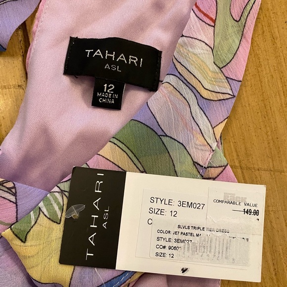 Tahari Women’s Floral Tiered Halter Dress in Pastel Colors NEW size 12 - Picture 4 of 16